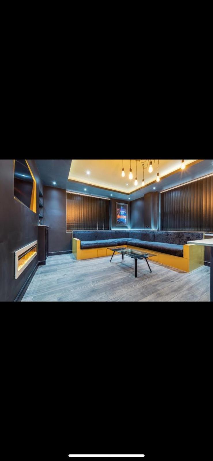 Two Bed Modern Apartment 5Min Walk To Town Centre With Free Parking ! Under New Management Blackpool Kültér fotó